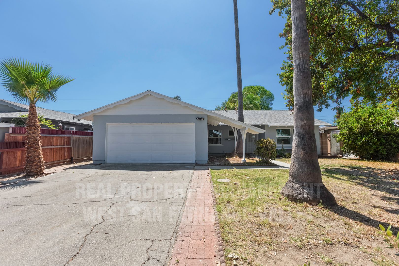 Canoga Park House: 7749 Kentland Ave