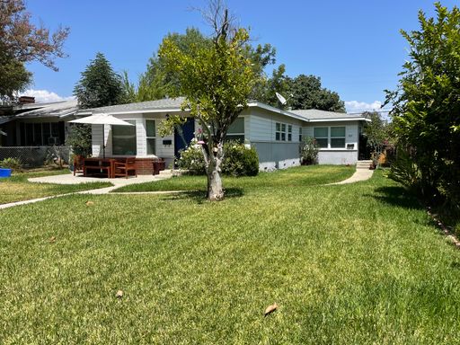 BEAUTIFUL DUPLEX IN PERFECT ALHAMBRA LOCATION – photo 1
