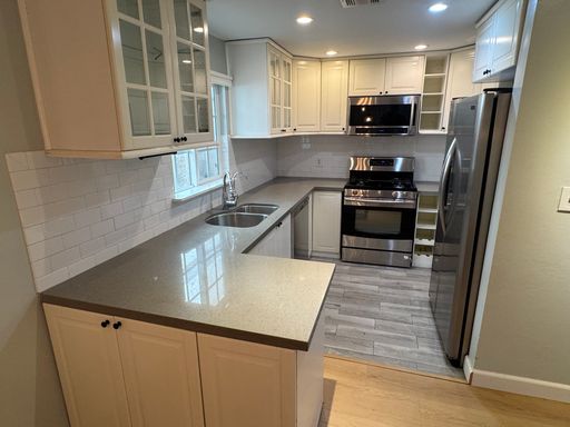 Beautiful three-bedroom, two-bath condo in prime Pasadena location – photo 1
