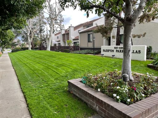 FANTASTIC CONDO IN PRIME ARCADIA LOCATION – photo 1