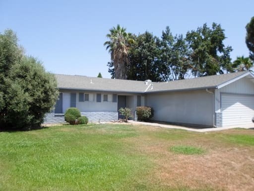 Porterville House: 1670 Terry Ct.