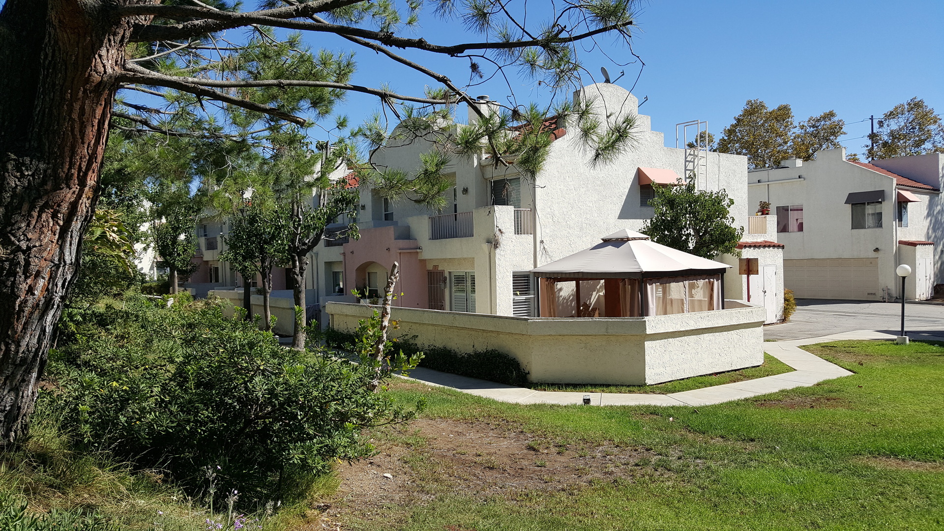 Pacoima House: 12411 Osborne St, Unit # 19
