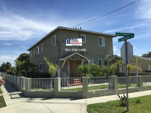 Fontana Apartment: 8605 Cypress Ave