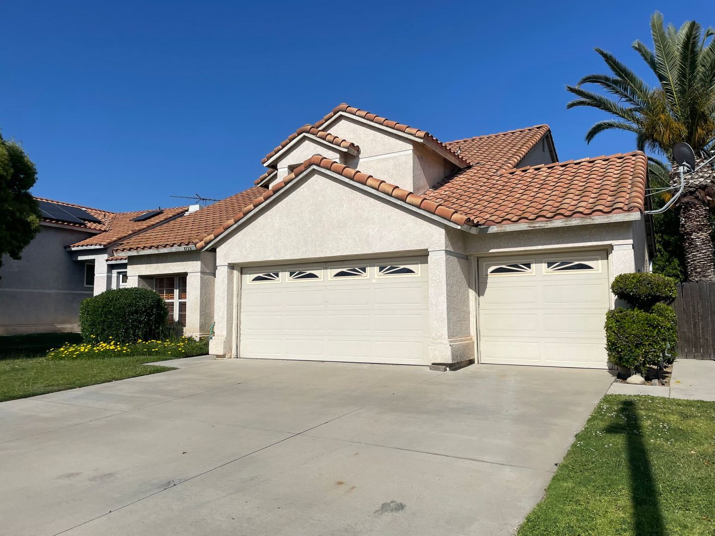 Riverside House: 8728 Mesa Oak Dr.