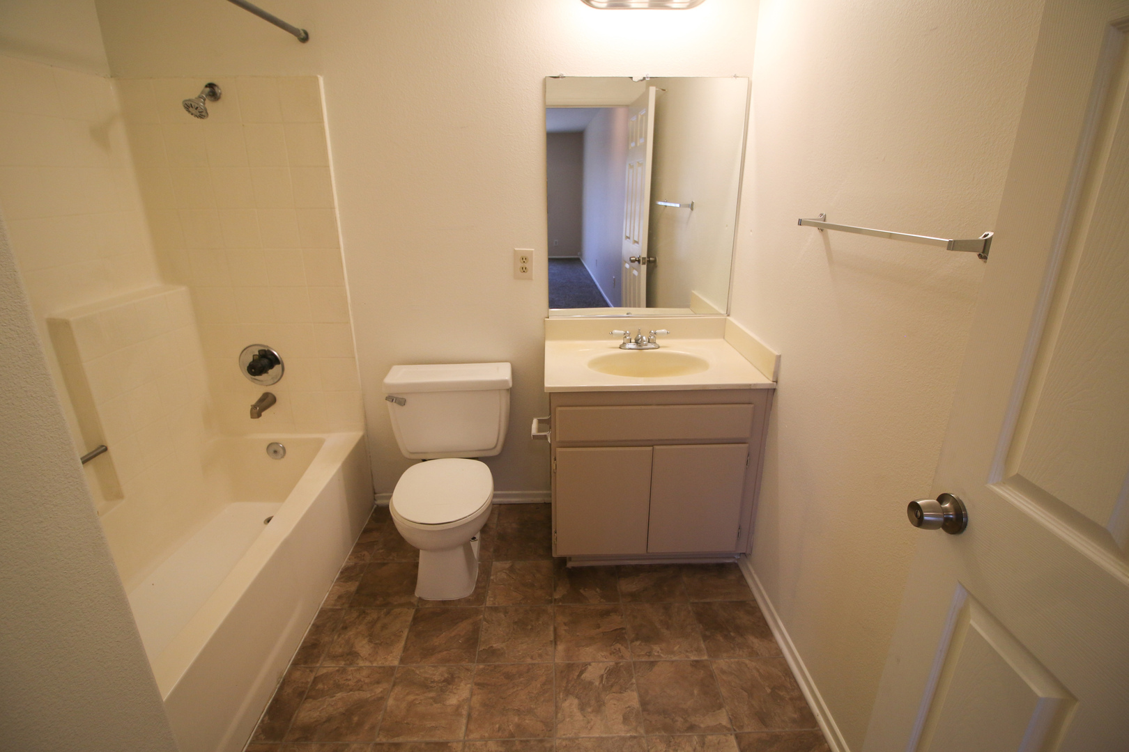 2 Bed, 2 Bath Apartment in Perris Gated Community 37 of 39