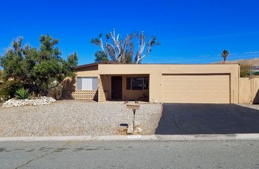 Long Term - 3 Bedroom with Spacious Backyard in Desert Hot Springs! – photo 1