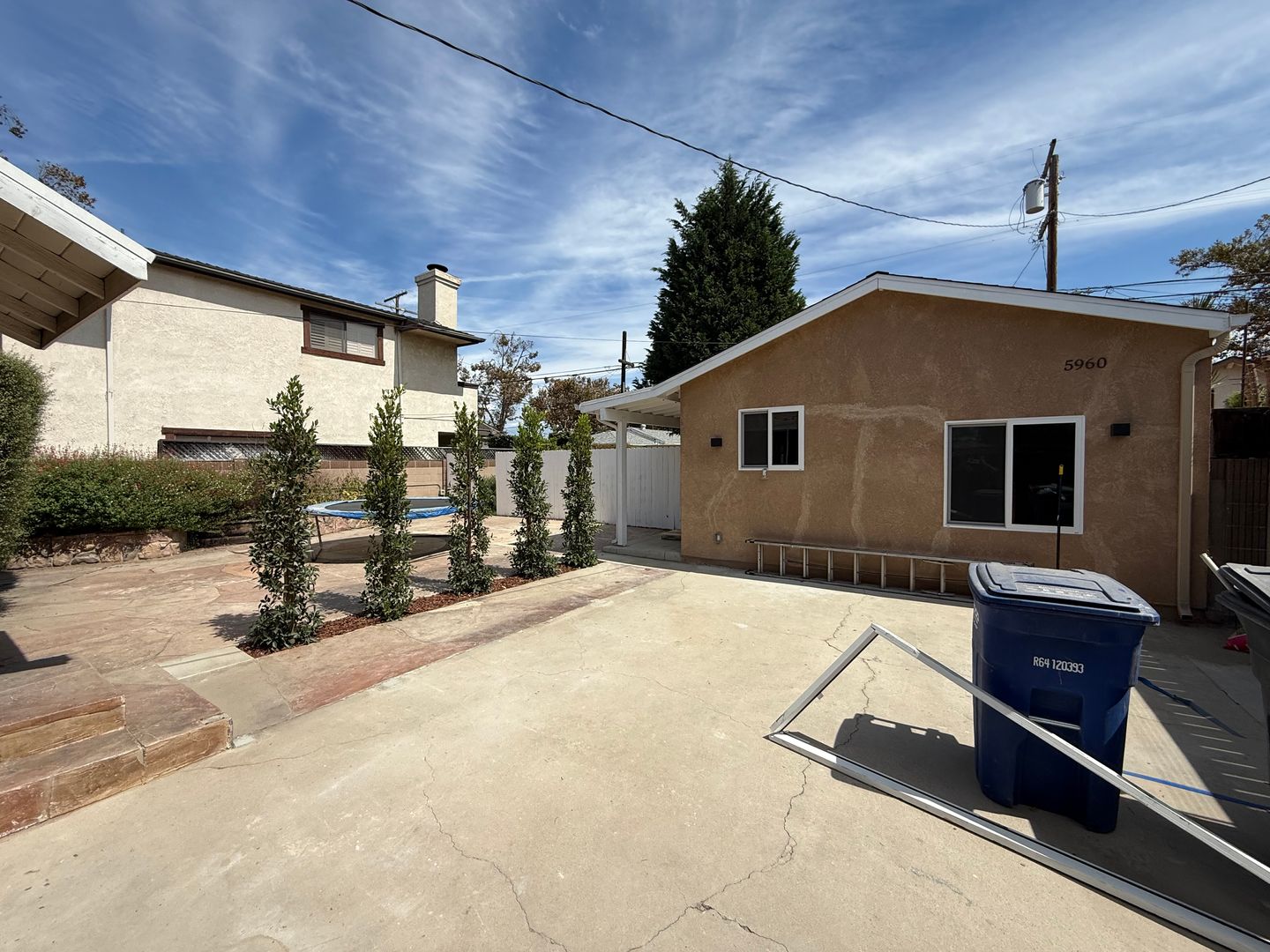 Lakewood Apartment: 5958 Pearce Avenue