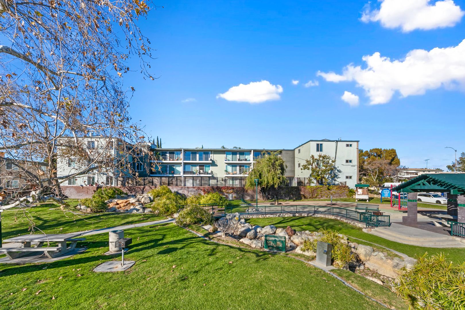 Signal Hill Apartment: 1867 Temple Ave