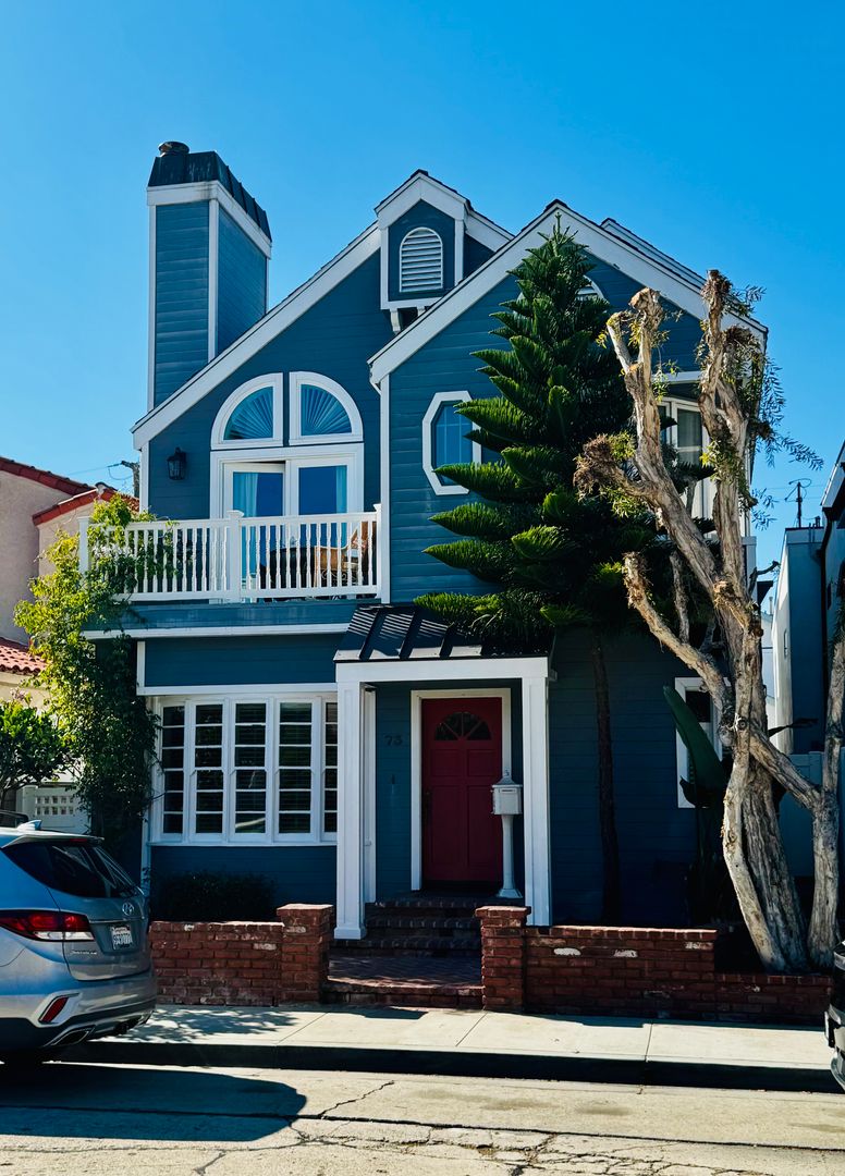 Long Beach House: 73 Angelo Walk