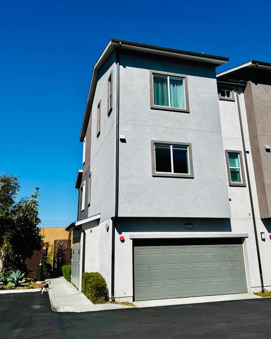 Gardena Townhome: 1073 Sage Lane