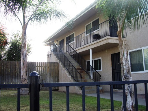 El Cajon Condo: 1137 E. Lexington Avenue