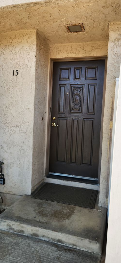 Chula Vista House: 1720 Melrose Ave #13