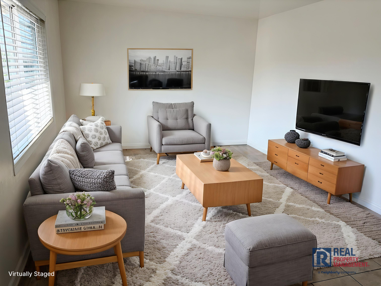 La Puente Apartment: 15501 Loukelton St