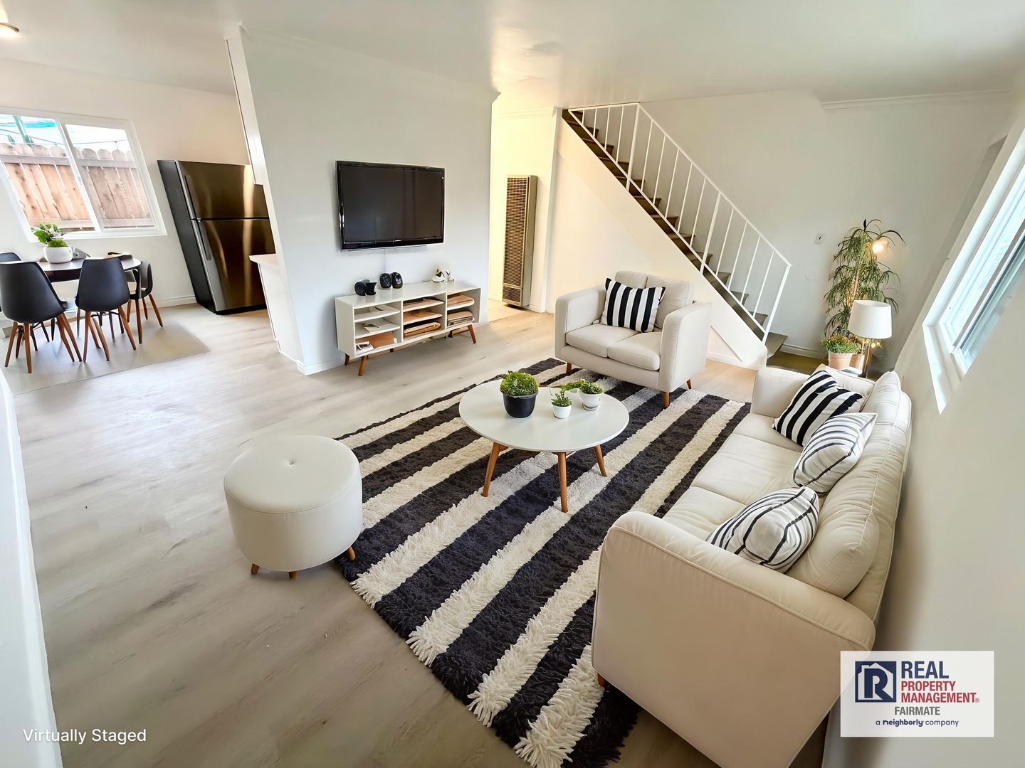 Montebello Apartment: 128 N. 1st St