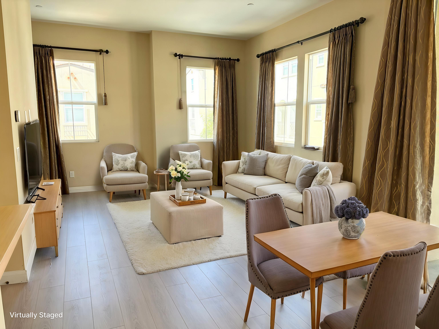 Covina Townhome: 1021 Chandler Dr.