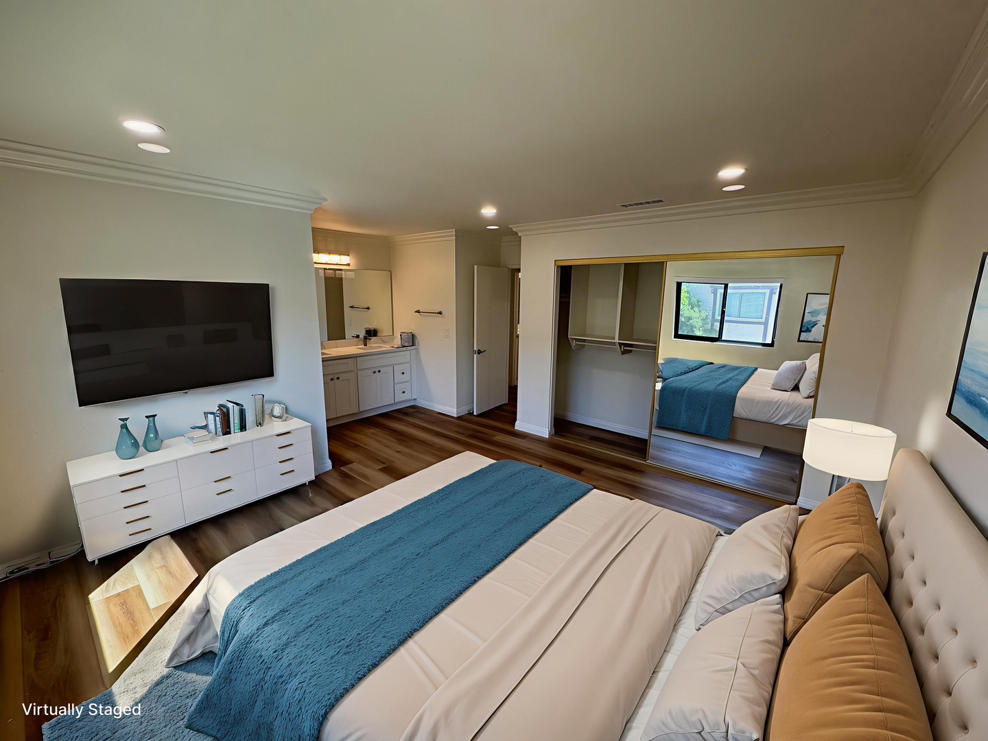 Pasadena Condo: 2473 Oswego St. #16