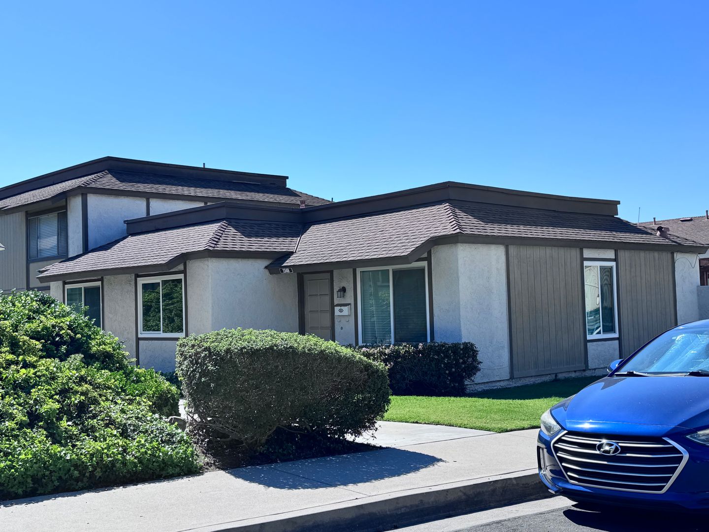 Diamond Bar Condo: 2348 Canyon Park Dr.