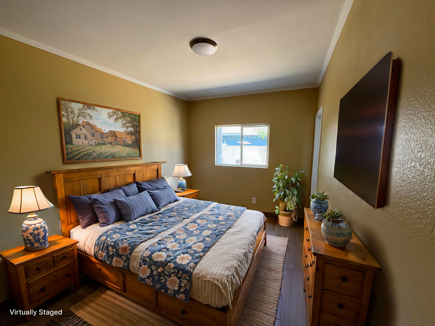 Pomona House: 988 S. Garey Ave