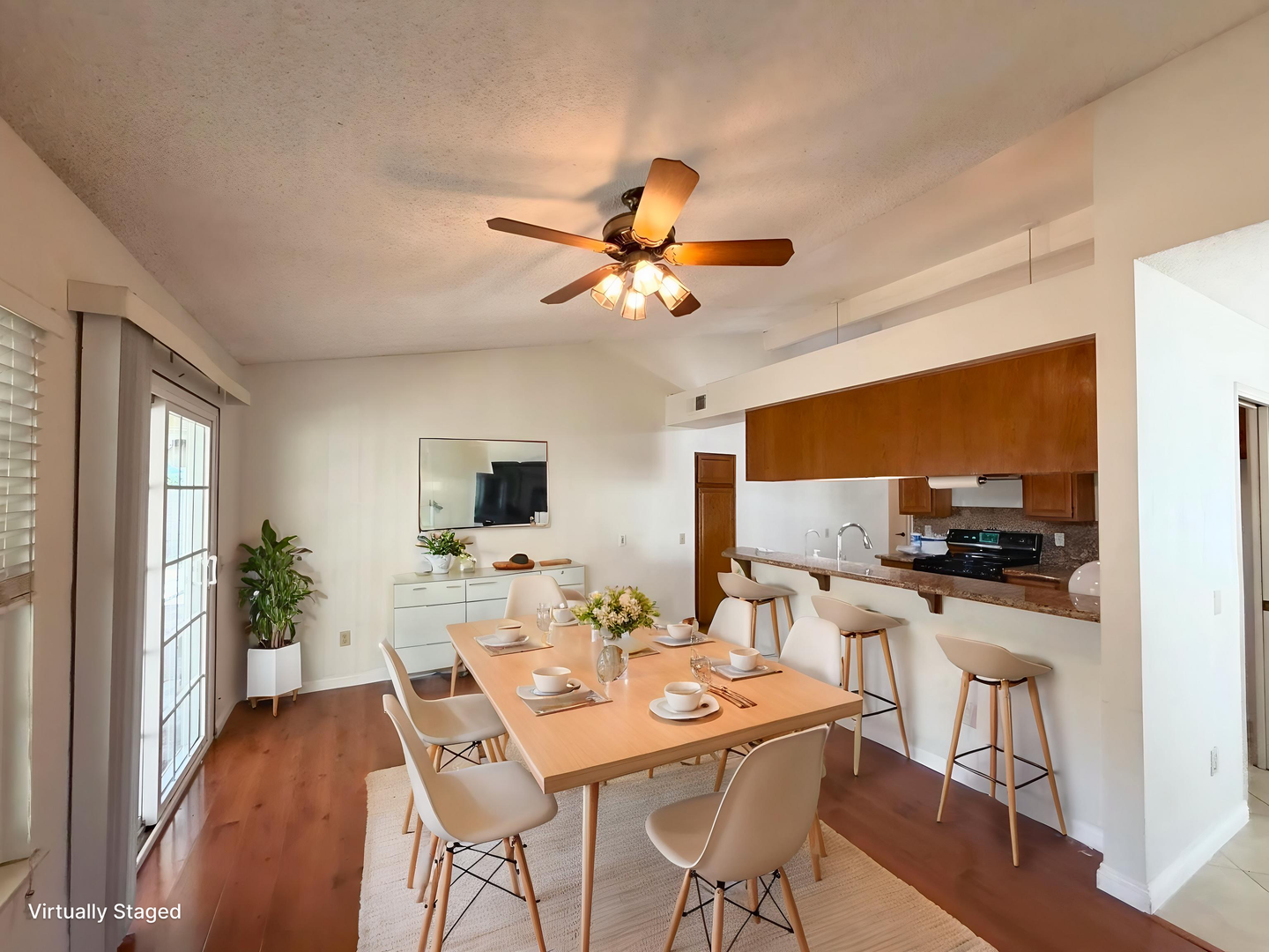 Walnut House: 20318 Temple Ave