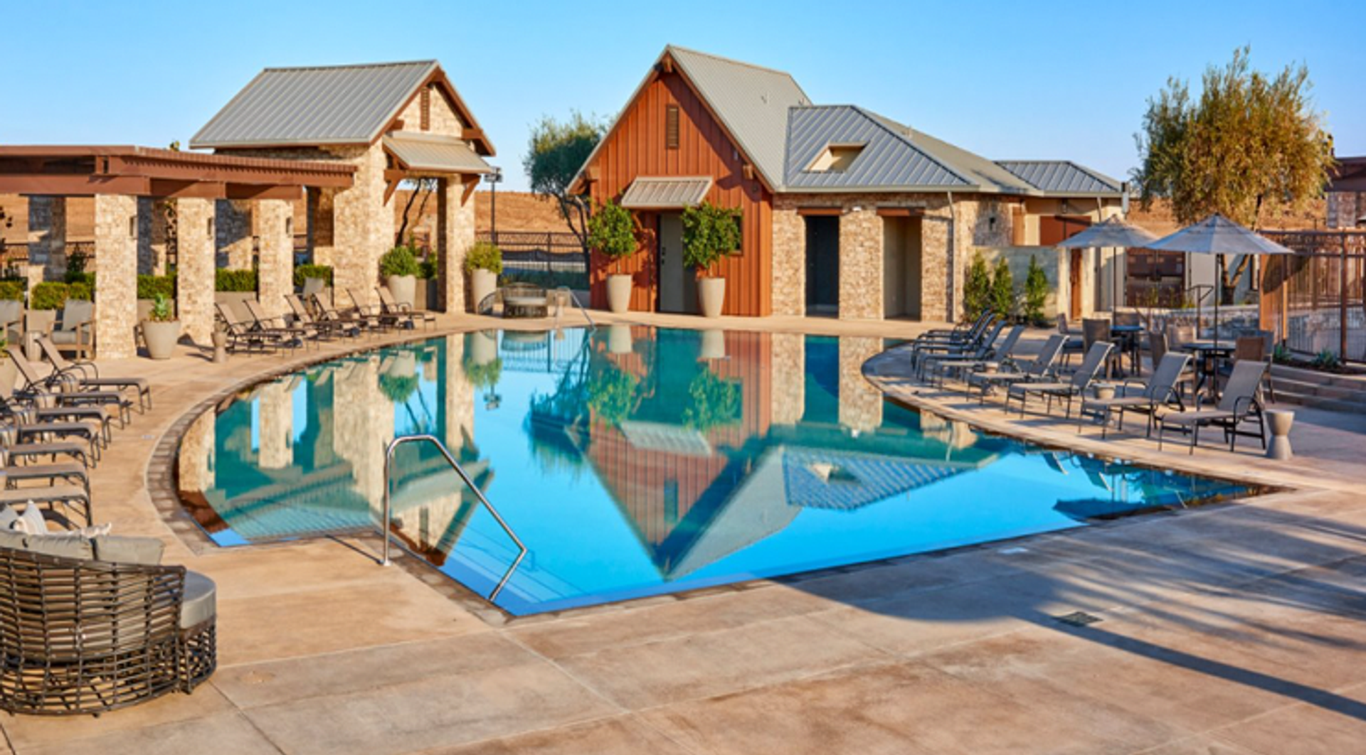 Madera House: 295 Timberline Way