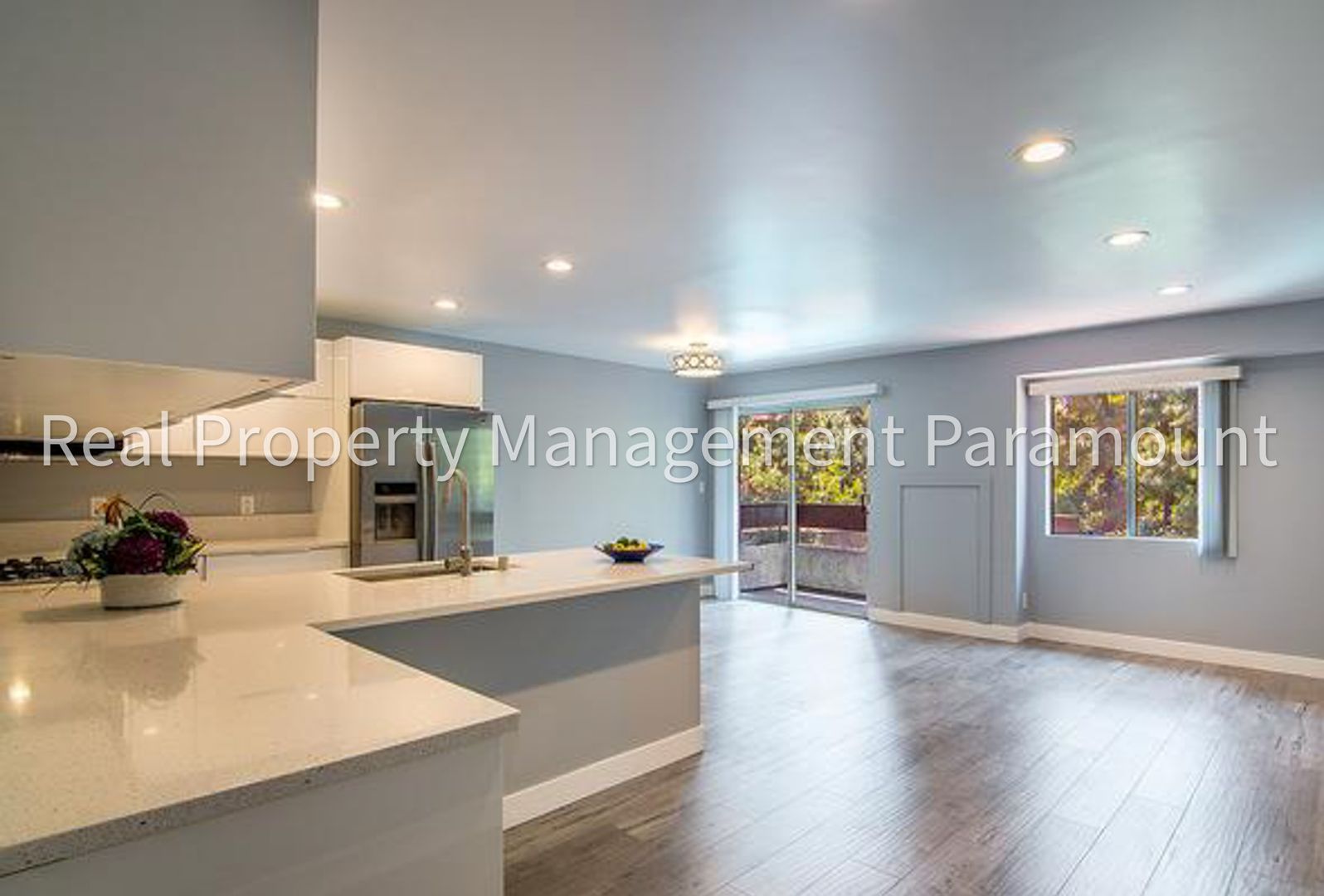 Los Angeles Condo: 2700 Cahuenga Blvd E