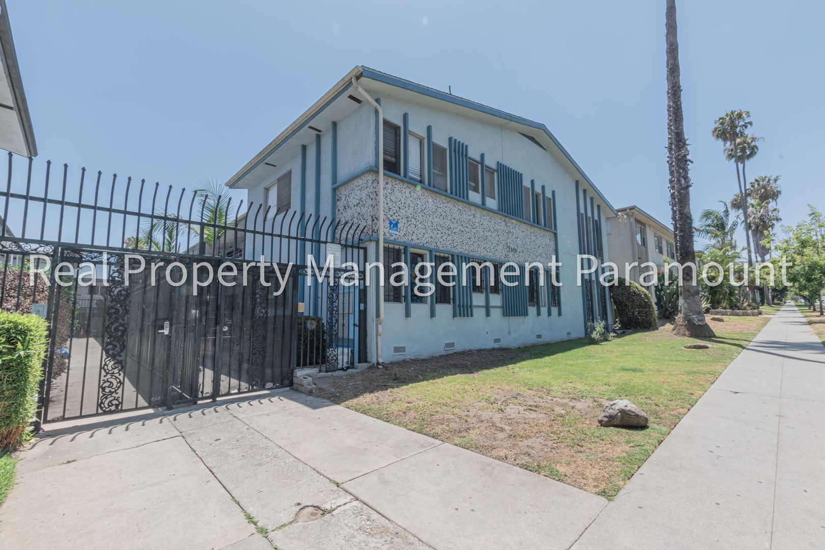 Los Angeles Apartment: 3910 Stevely Ave