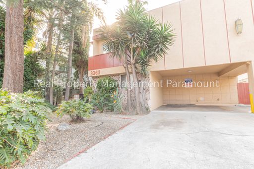 1 bed 1 bath recently renovated – photo 1