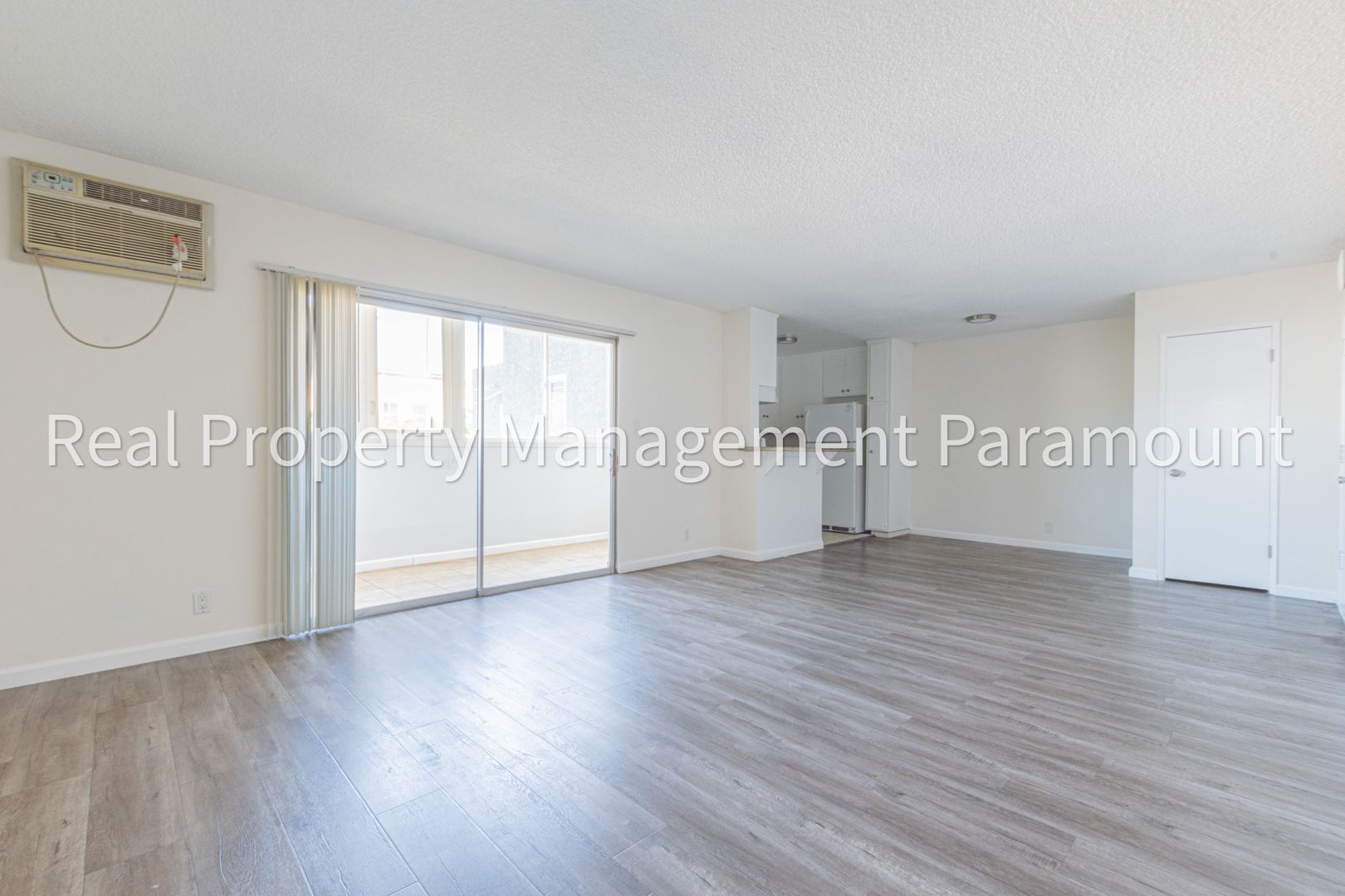 Los Angeles Apartment: 8013 Blackburn Ave - Unit #7
