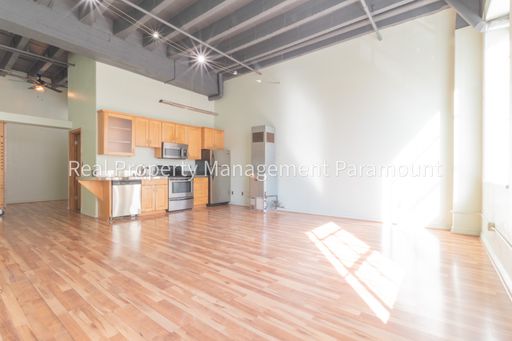 Beautiful One Bedroom Apartment in Downtown Los Angeles! – photo 1