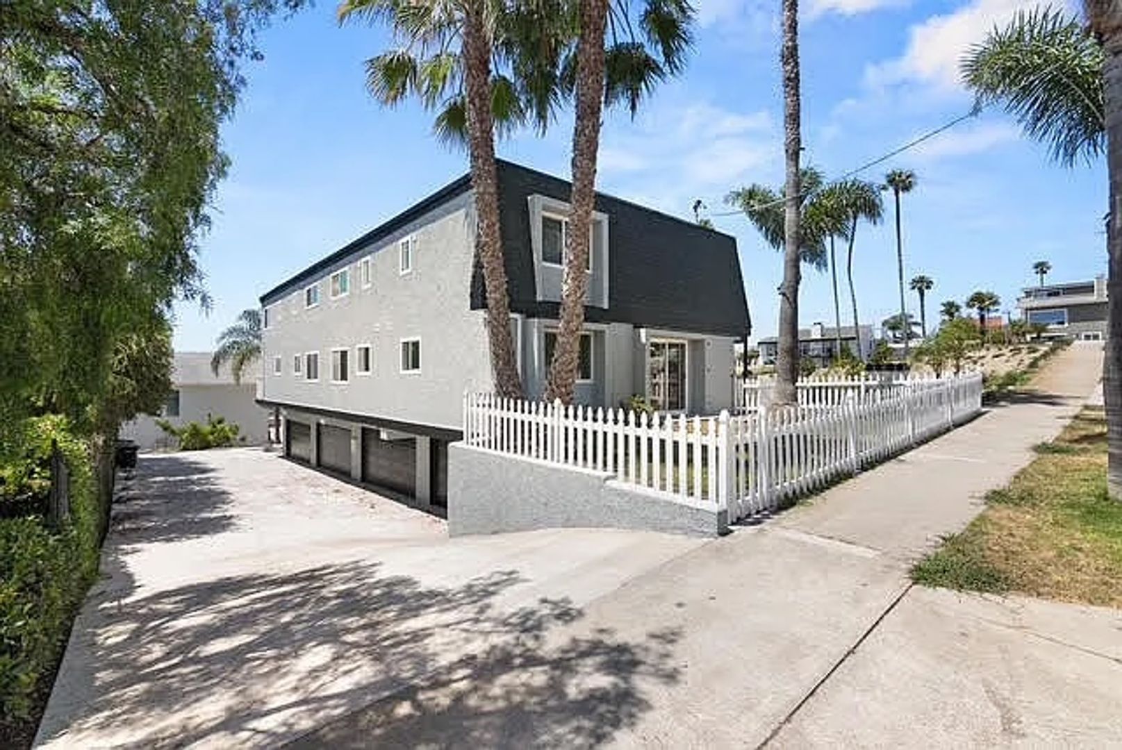 Dana Point Apartment: 24802 La Paz Avenue