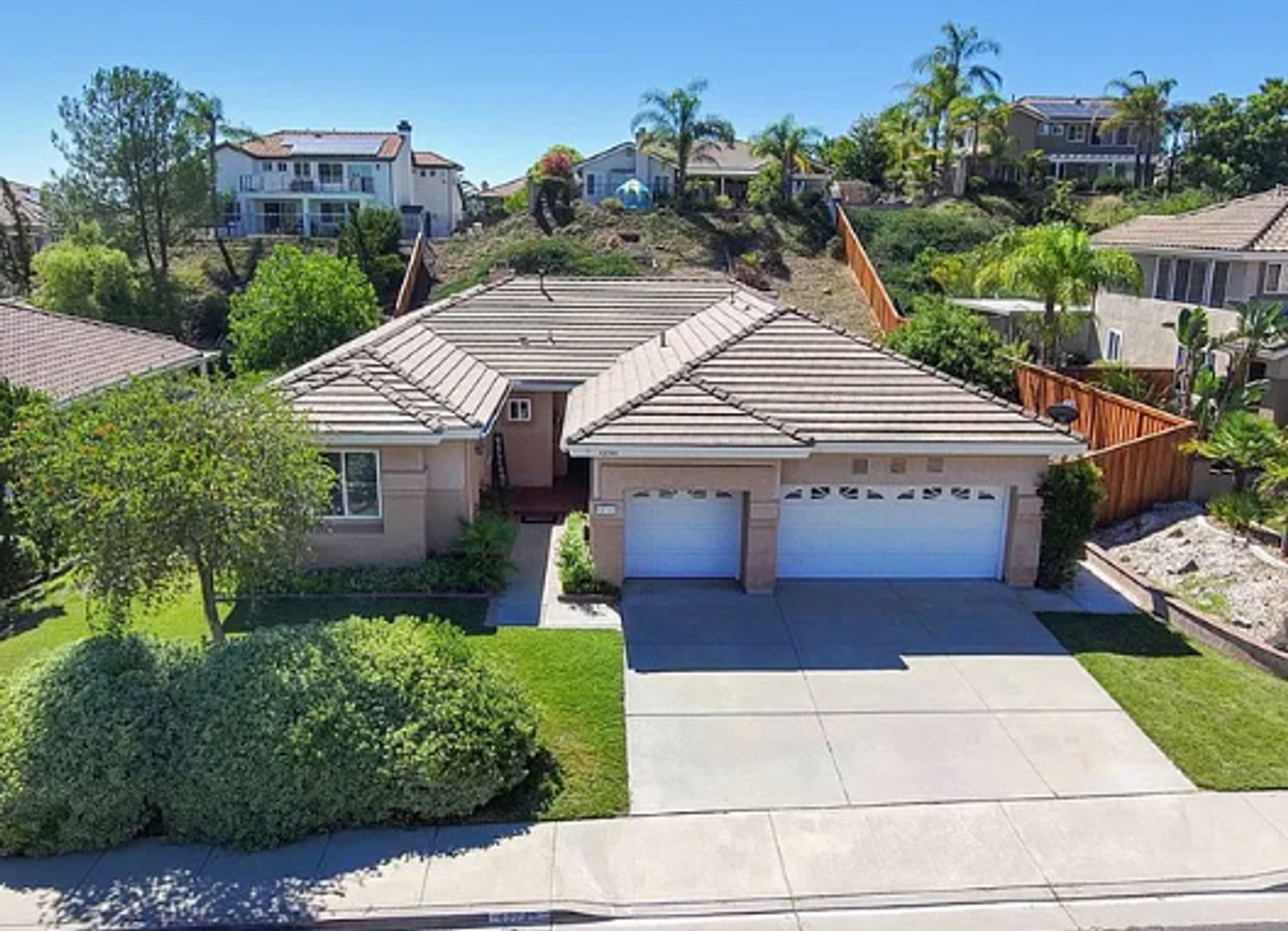 Murrieta House: 42748 Mountain Shadow Rd