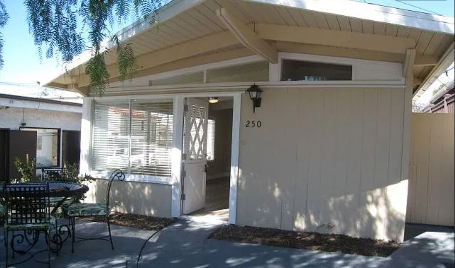 Laguna Beach House: 250 Cress St