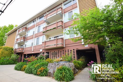 Sunny 2 bedroom in Mark Twain Building – photo 1