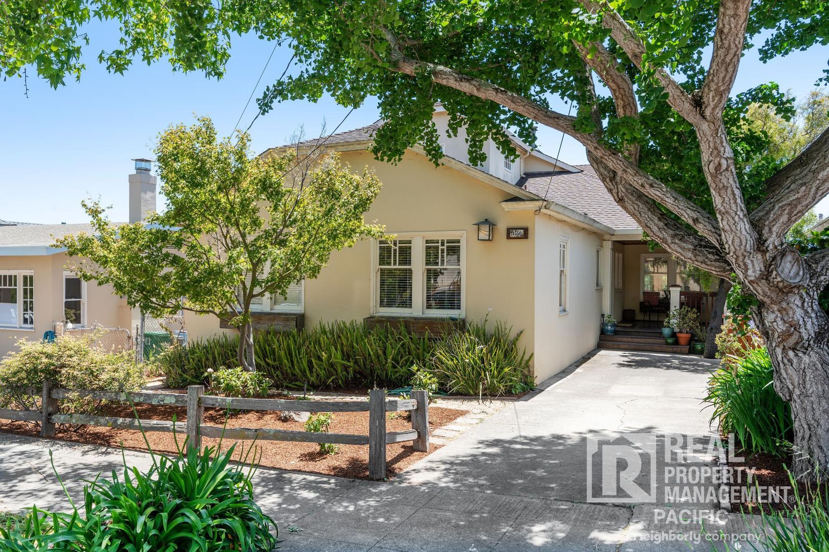 Berkeley House: 1550 Beverly Place