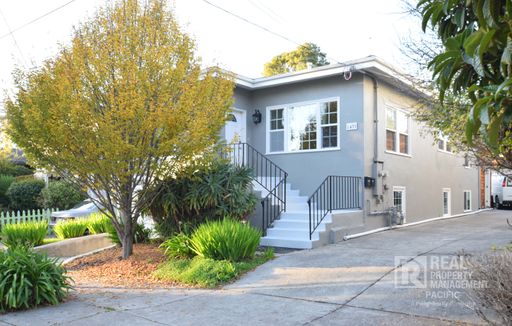 4 Bedroom 1 Bath in Great Location – photo 1