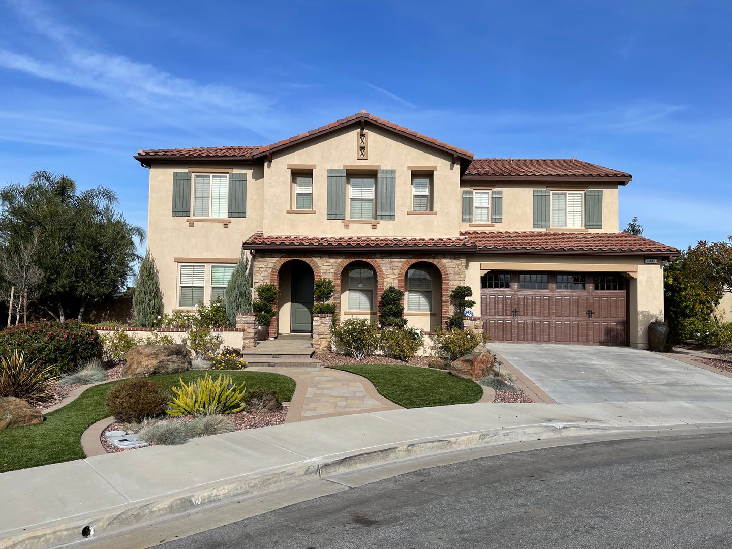 Temecula House: 34600 Serdonis St