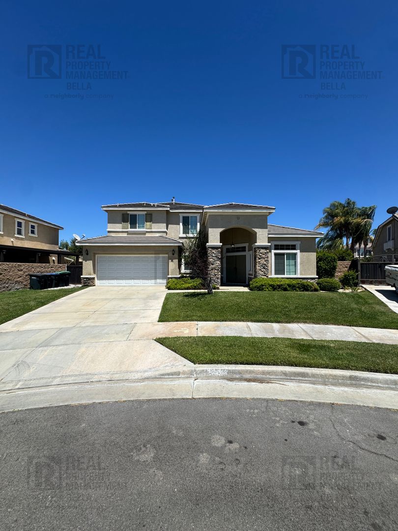 Hemet House: 756 Conlon Drive Hemet