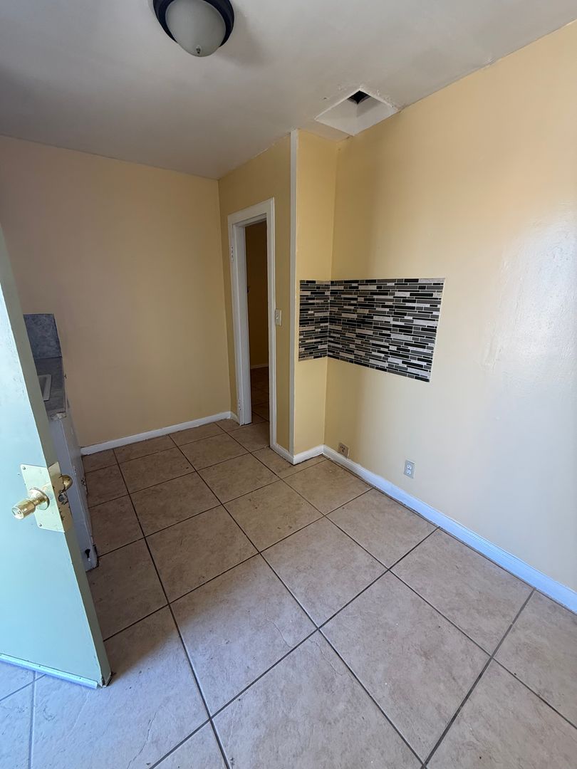 Twentynine Palms Apartment: 6568 Desert Queen