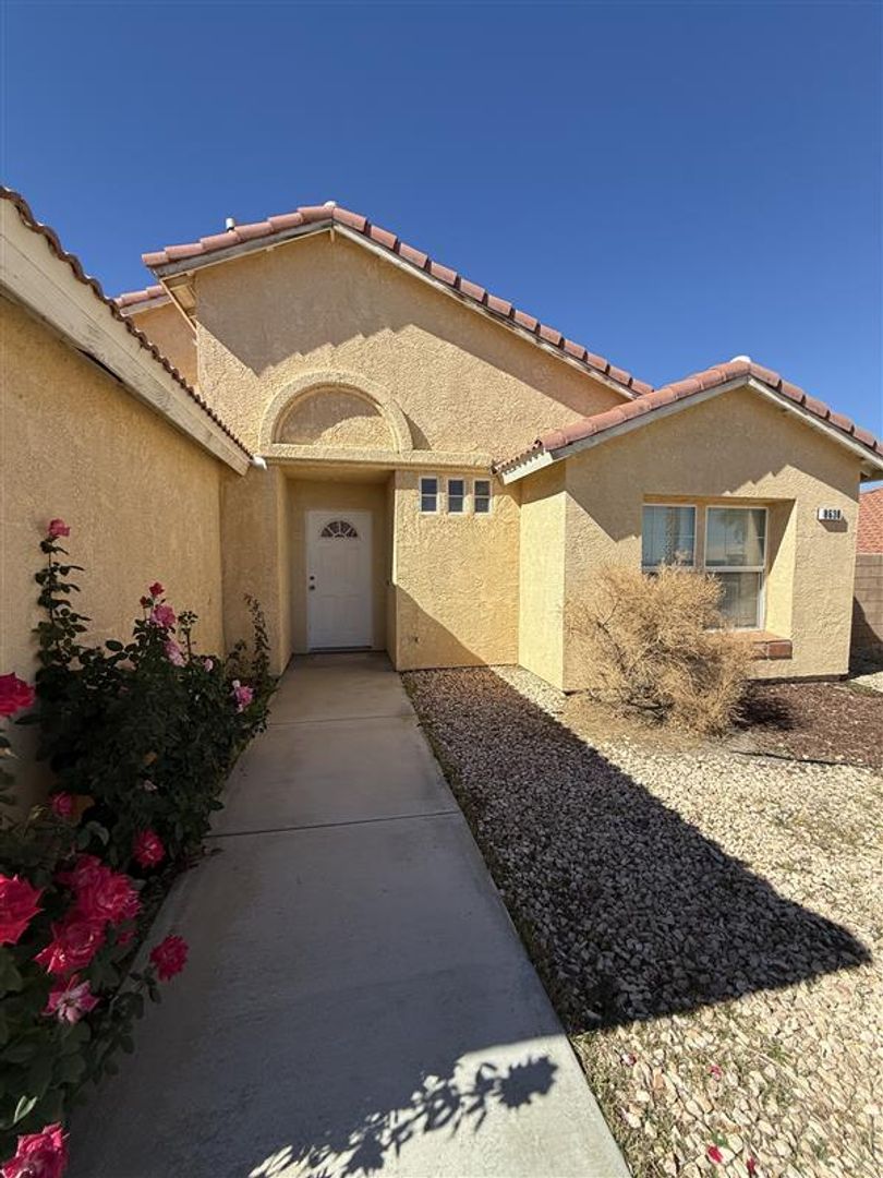 Yucca Valley House: 8638 Dumosa Ave - 8638D