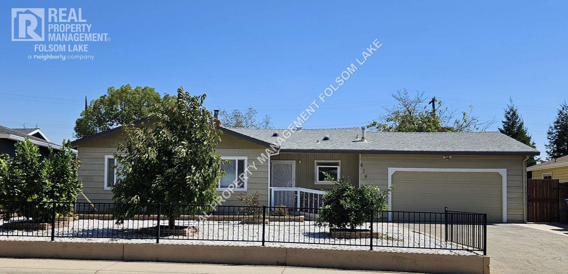 Folsom House: 619 Wales Dr