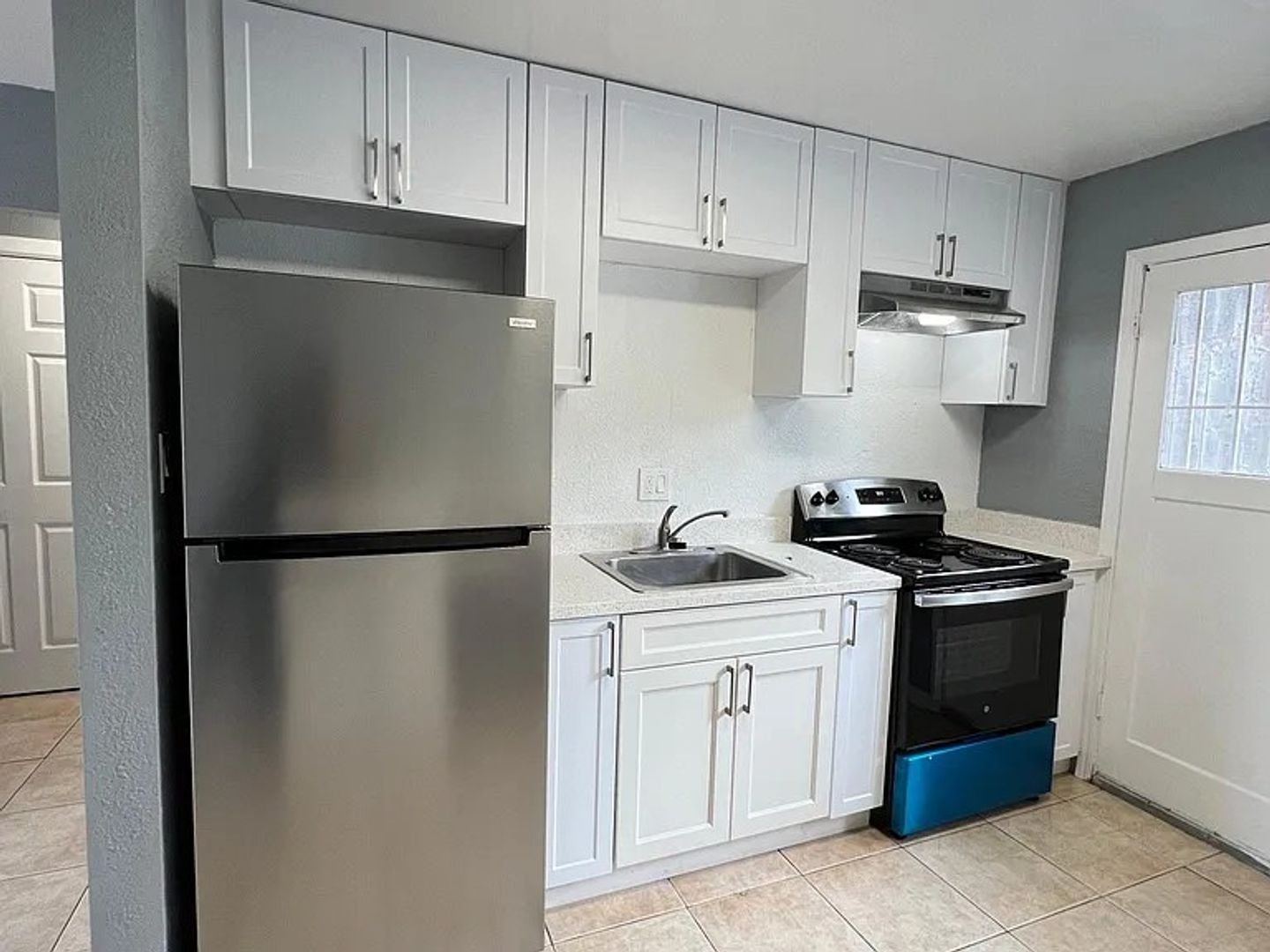 Martinez Condo: 3910 Pacheco Blvd #11