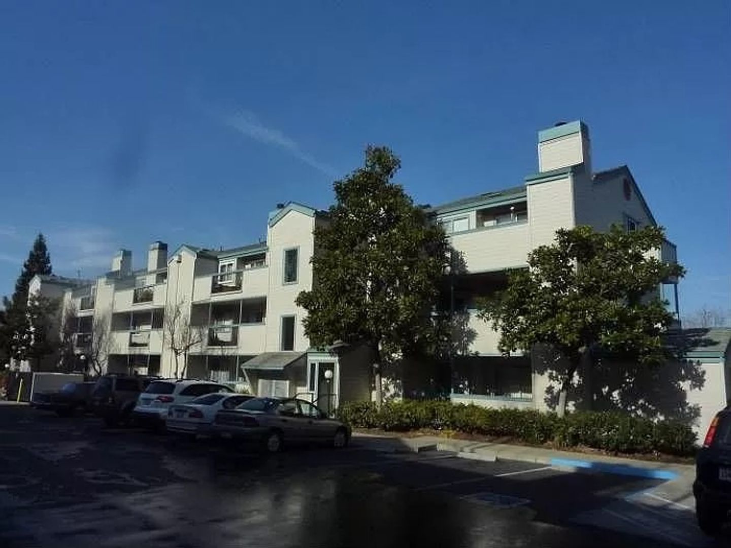 Concord Condo: 1420 Bel Air Drive #104