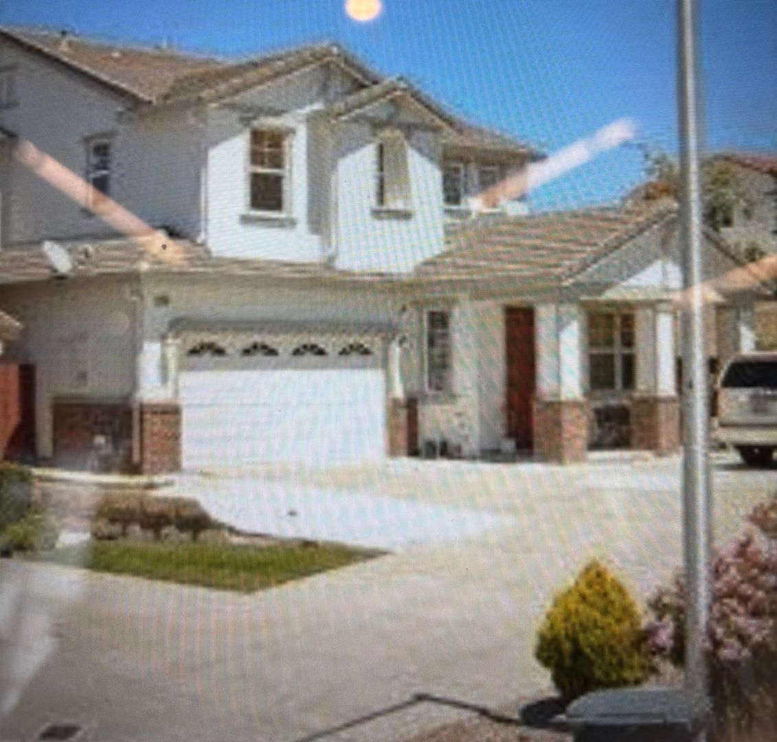 Pittsburg House: 2257 Maho Bay Circle