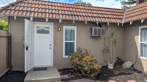 Light & Bright 2-Bedroom Condo Near Downtown Walnut Creek & BART – photo 1