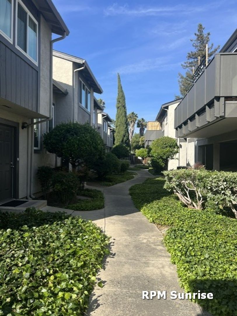 Concord Condo: 1220 Pine Creek Way Apt 1