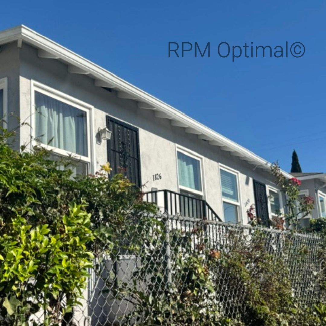 Los Angeles House: 1828 S Rimpau St. - 1828 SRimpau