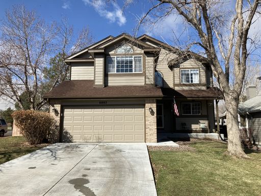 Beautiful 3-Bedroom Home in a Desirable Southwest Denver Location! – photo 1