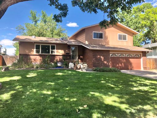 A Gardener’s Dream in the Heart of Fort Collins! – photo 1