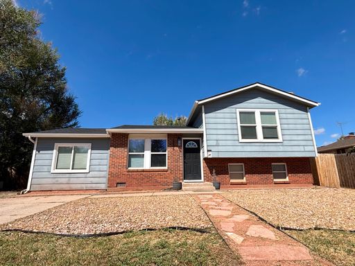 Character-Filled 4 Bedroom Home with Central AC & Large Fenced Yard | 10 Minutes to Peterson SFB – photo 1
