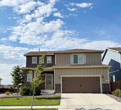 Spacious Commerce City 3-Bedroom, 2.5-Bath with Primary Suite and Walk-In Closet – photo 1